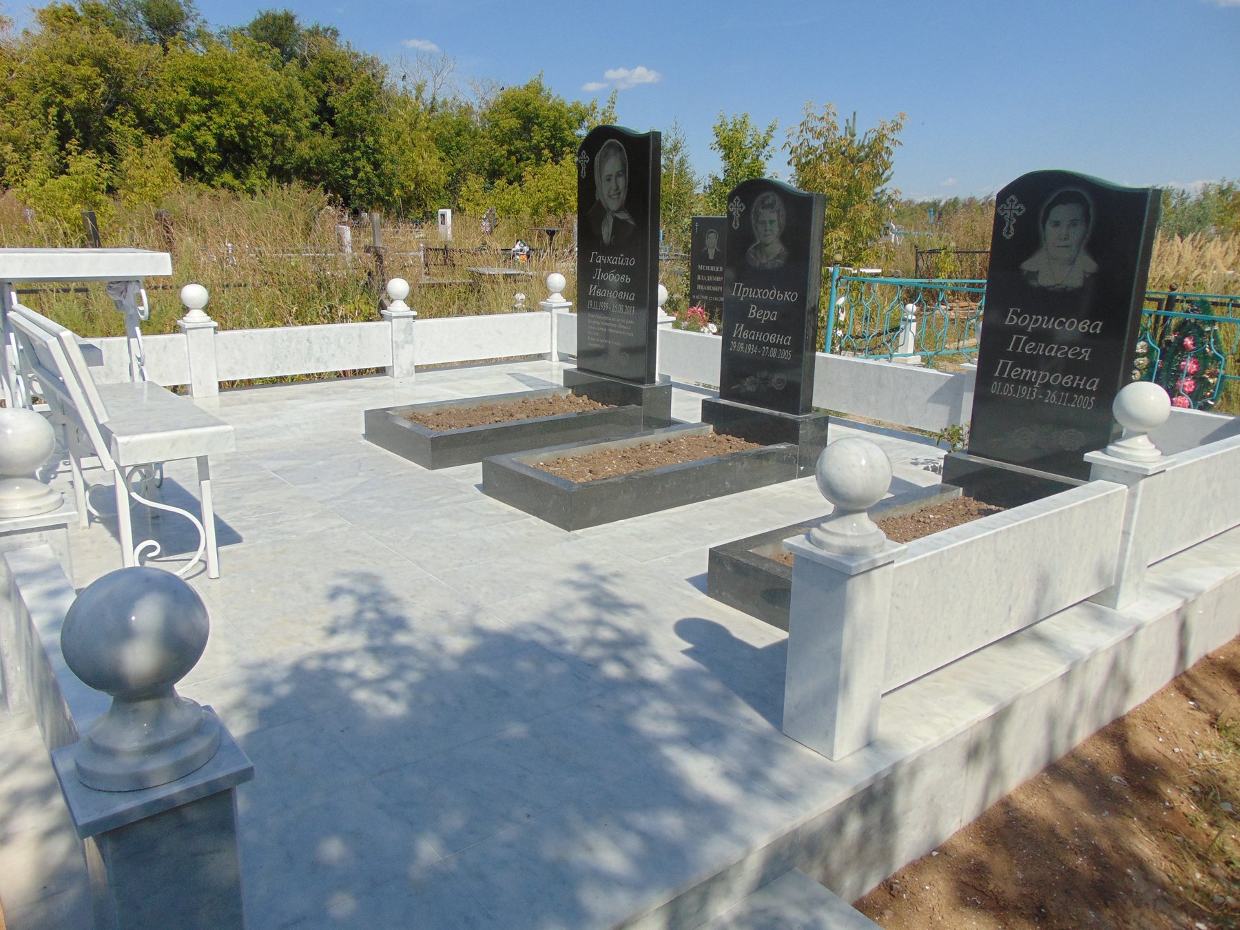 Памятник 5